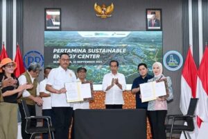 Presiden Jokowi Saksikan Penandatanganan Kerja Sama Pertamina dengan Otorita IKN