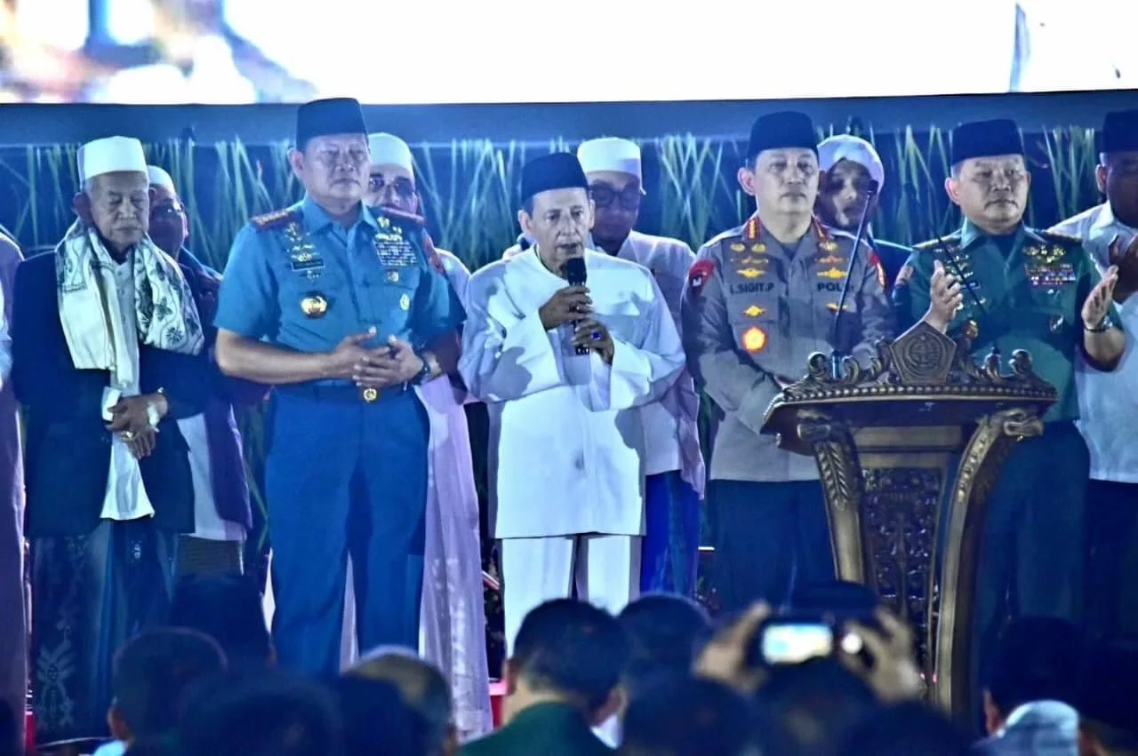 DANKORMAR BERSERTA PRAJURIT MARINIR HADIRI DOA BERSAMA