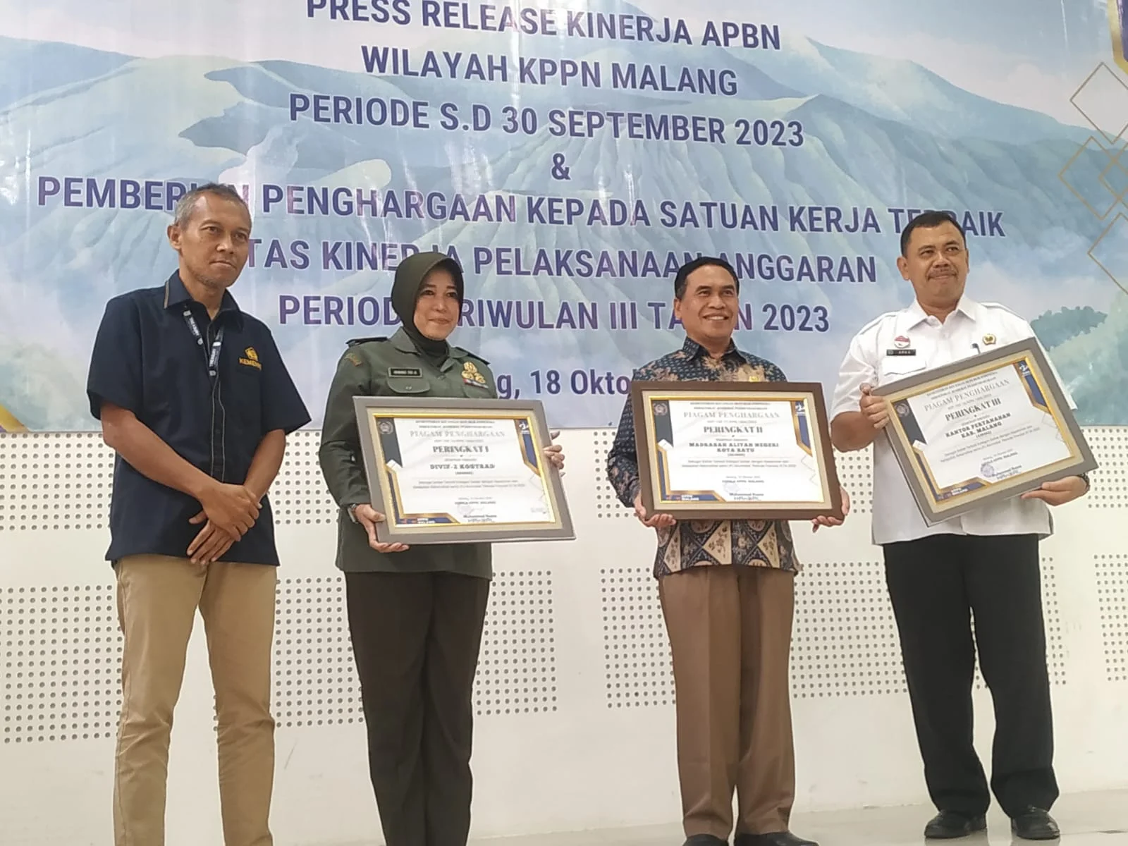 Asren Divif 2 Kostrad Hadiri Acara Forum Group Discussion (FGD) Evaluasi Pelaksanaan Anggaran Satuan Kerja K/L