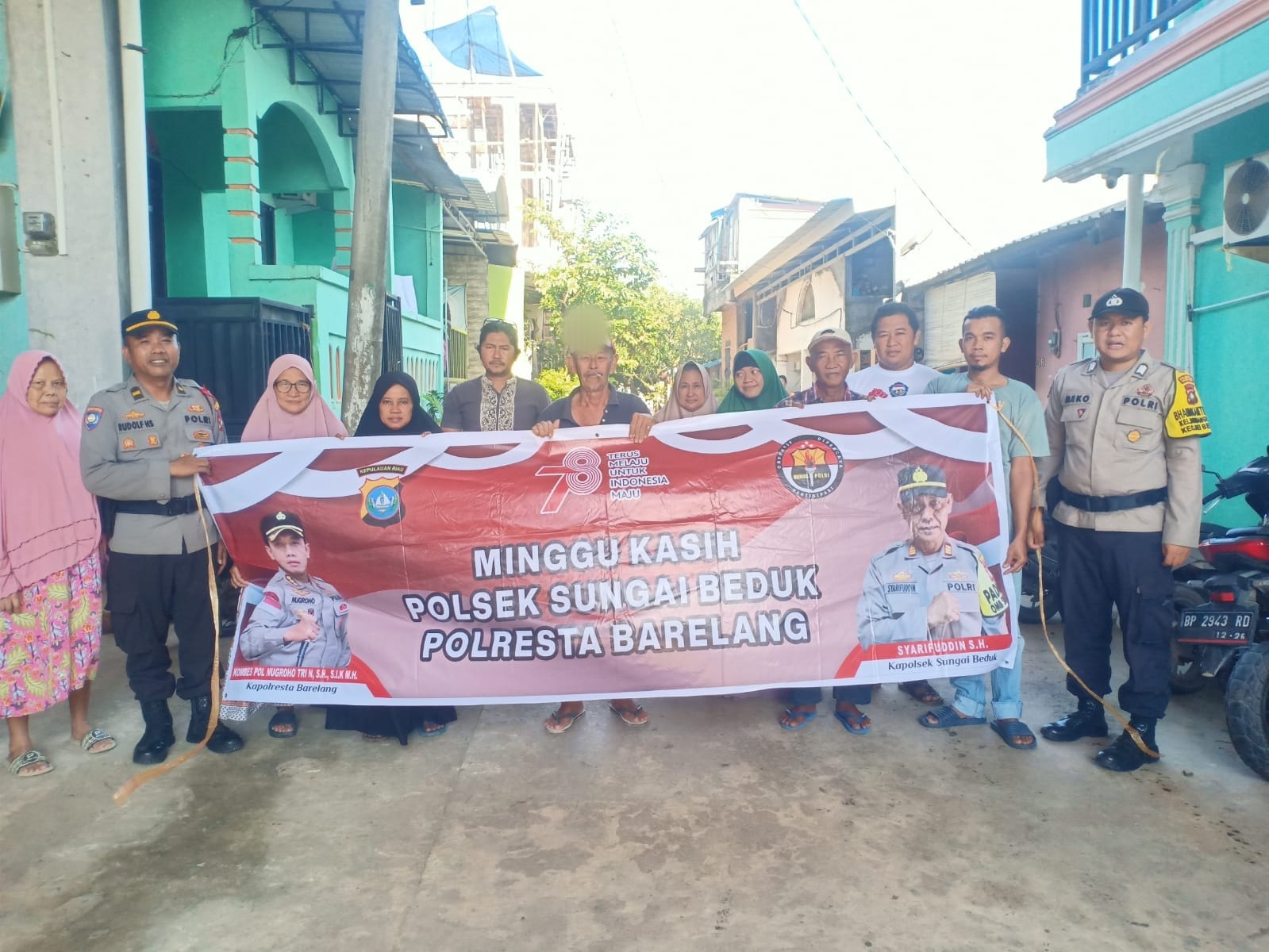 Bravo, Polsek Sei Beduk Menggelar Minggu Kasih dan Pembagian Bansos di Kavling Pancur Baru