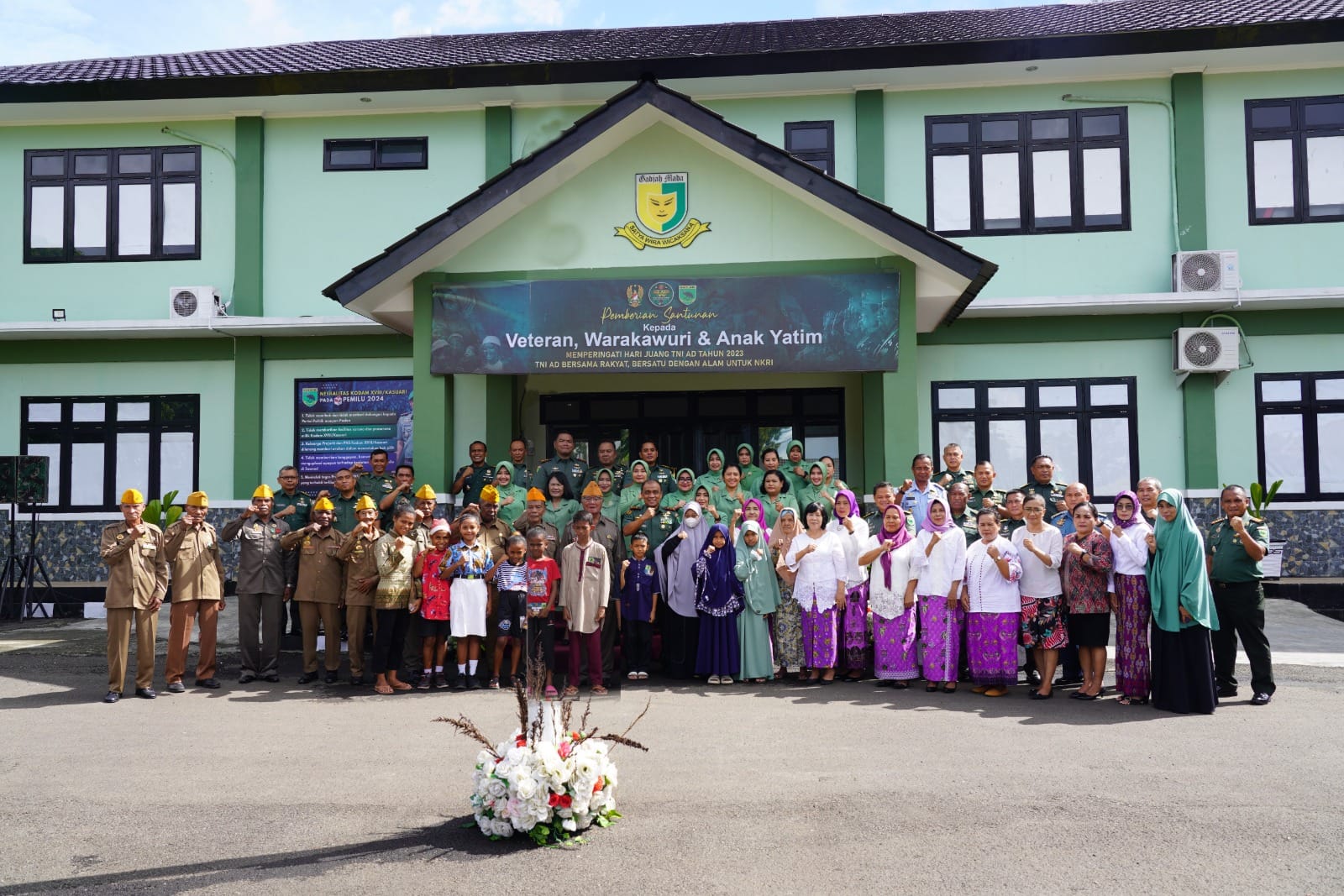 Pangdam Kasuari : Santunan Veteran, Warakawuri dan Anak Yatim Piatu Bentuk Jalinan Tali Asih Dan Perhatian Kodam