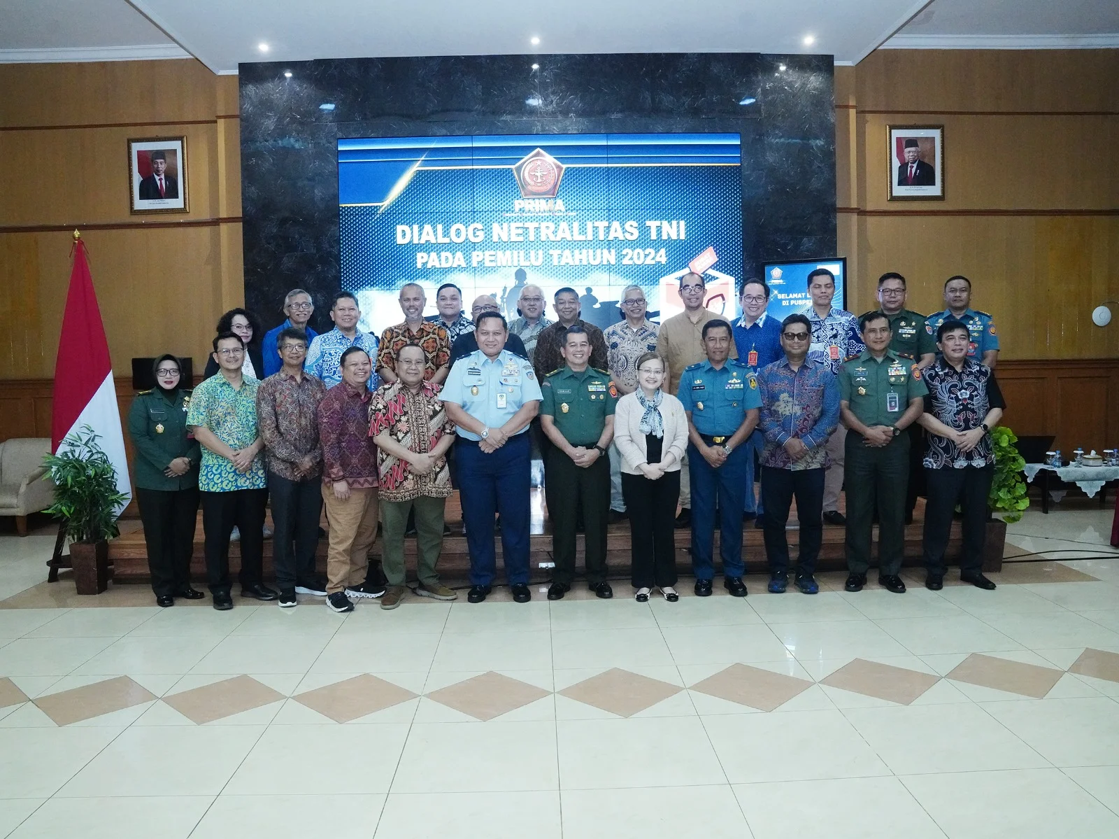 Puspen TNI dan FTII Gelar Dialog Netralitas TNI pada Pemilu 2024