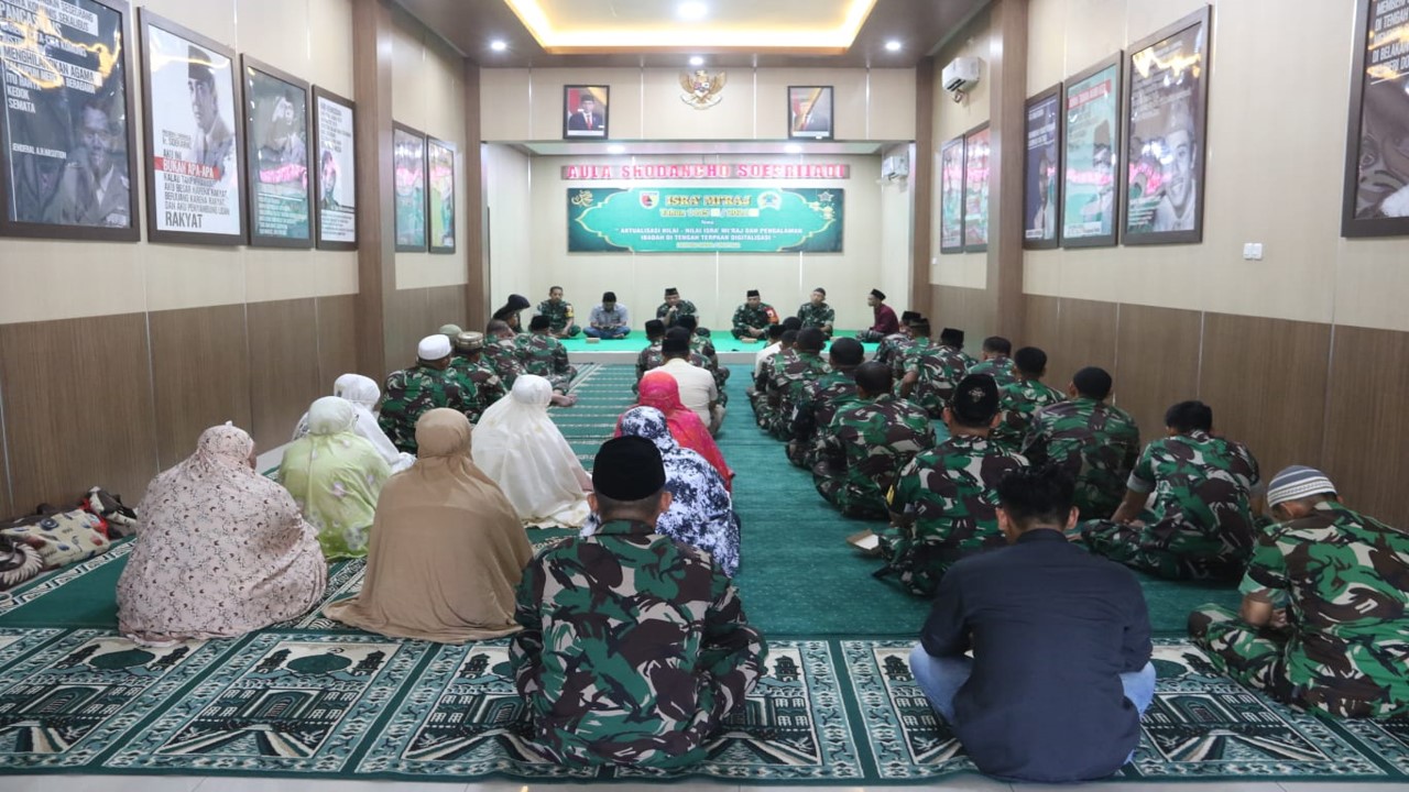 Tingkatkan Keimanan Dan Ketaqwaan Kepada Allah SWT, Kodim 0808/Blitar Gelar Peringatan Isra' Mi'raj