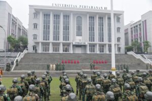 Unhan RI Laksanakan Upacara Penutupan Cadet On Military Basic Training (COMBAT) Batch III