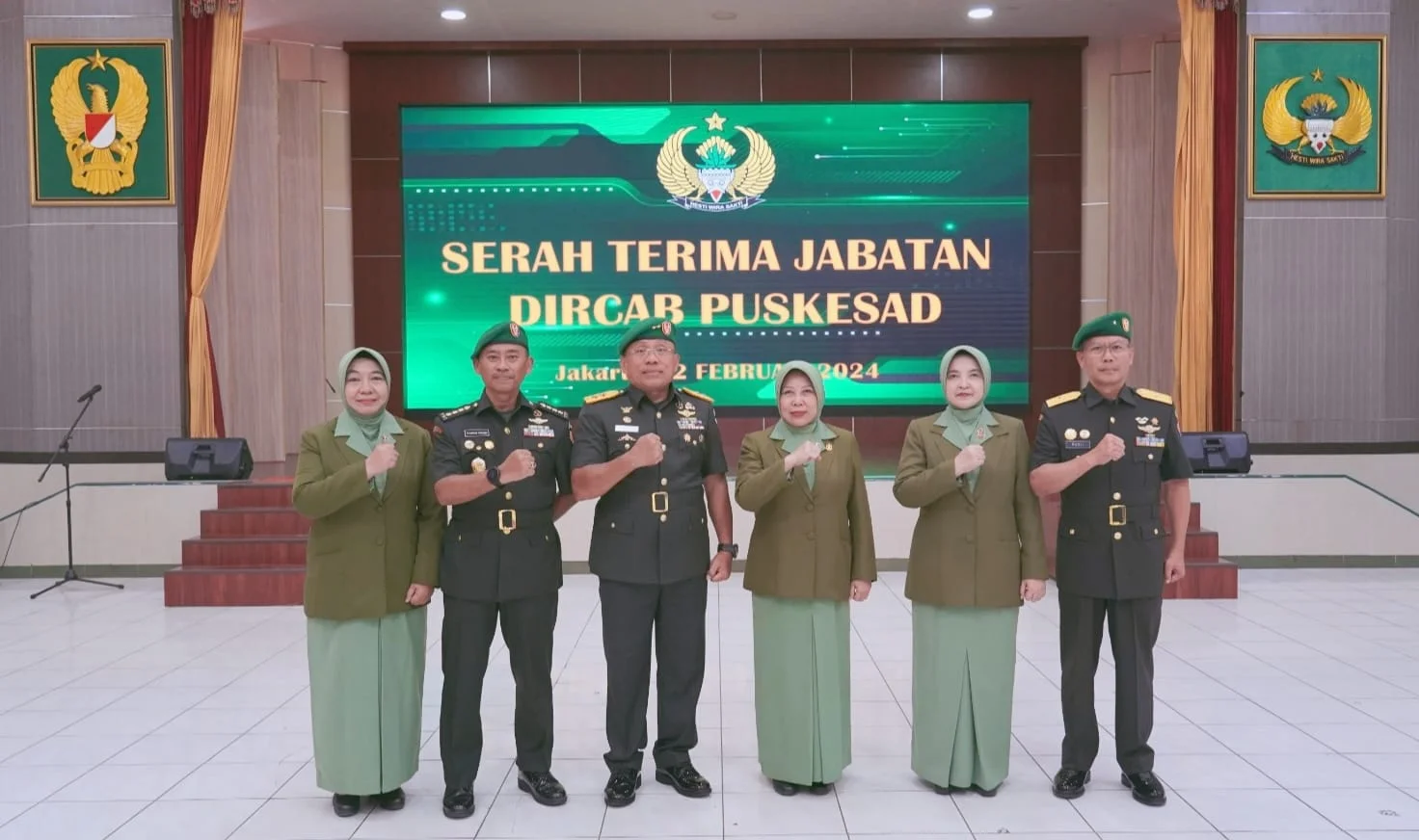 Kapuskesad Pimpin Serah Terima Jabatan Dircab Puskesad