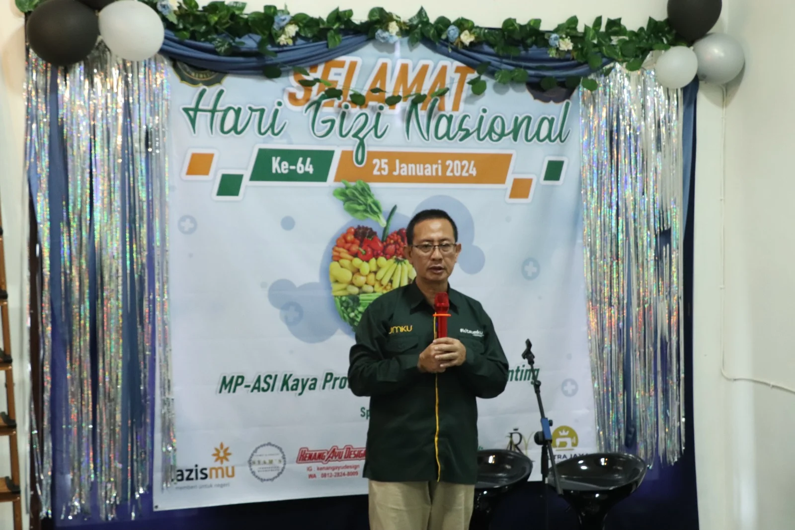 Warek III Wakili Rektor UMKU Buka Stand Dan Konsultasi Gizi Peringatan Hari Gizi Nasional