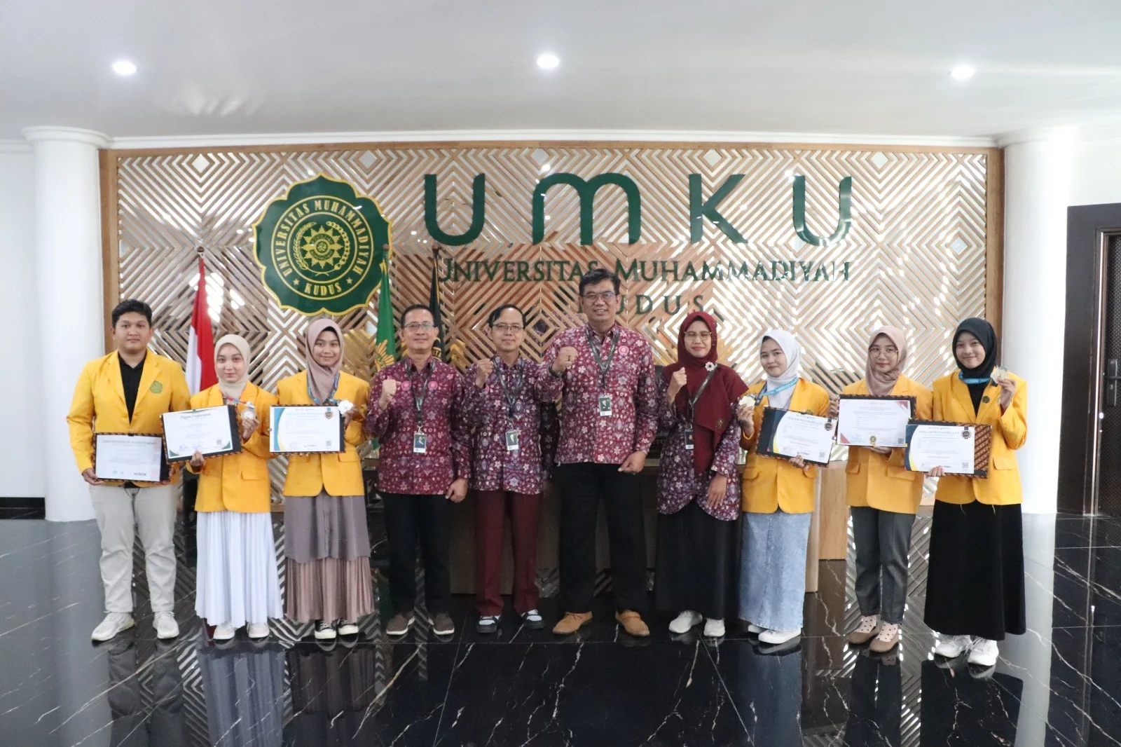 Mengagumkan Enam Mahasiswa UMKU Boyong Medali Emas dan Perak