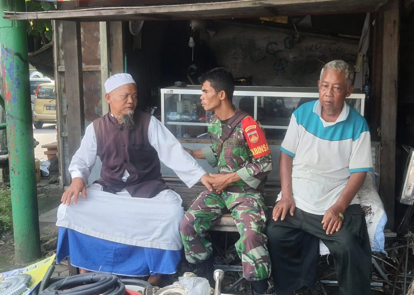 Datangi Kenali Sayangi, Cara Babinsa Joyotakan Dekati Tokoh Agama