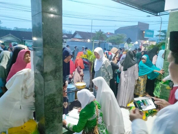Langkah Pemkab Bojonegoro Gelar Pasar Murah untuk Tekan Inflasi Dapat Apresiasi dari Pj Gubernur Jatim