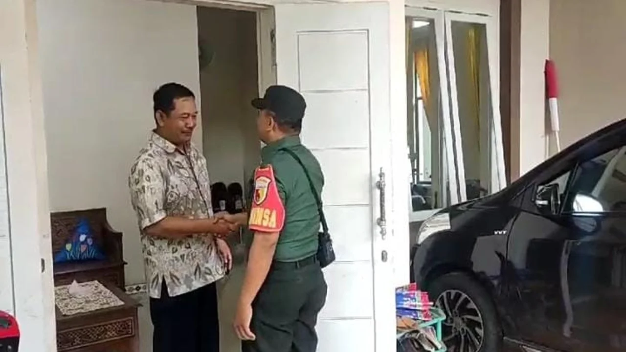 Serma Susanto Laksanakan Komsos Dengan Kunjungi Warga Binaannya