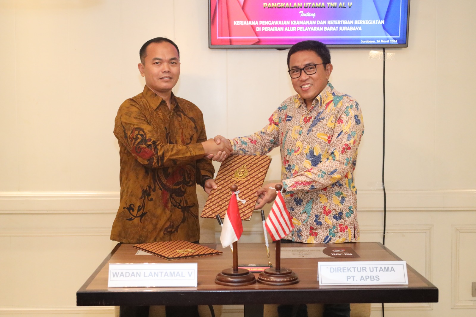 Wadan Lantamal V Hadiri Evaluasi Kerjasama Pengawasan Keamanan di Pelayaran Barat Surabaya