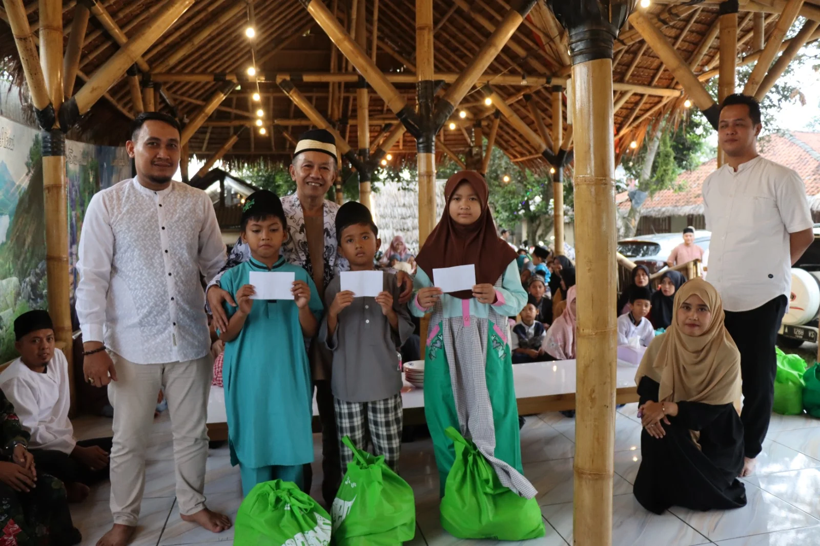 Persatuan Guru Republik Indonesia (PGRI) GTK Non ASN Kabupaten Tangerang Gelar Buka Puasa Bersama Anak Yatim