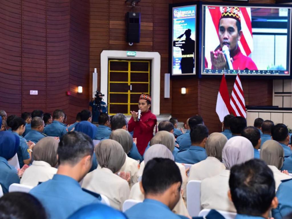 Tingkatkan Amalan Ibadah Bulan Ramadhan, TNI AL Gelar Peringatan Nuzulul Qur'an Tahun 1445 H