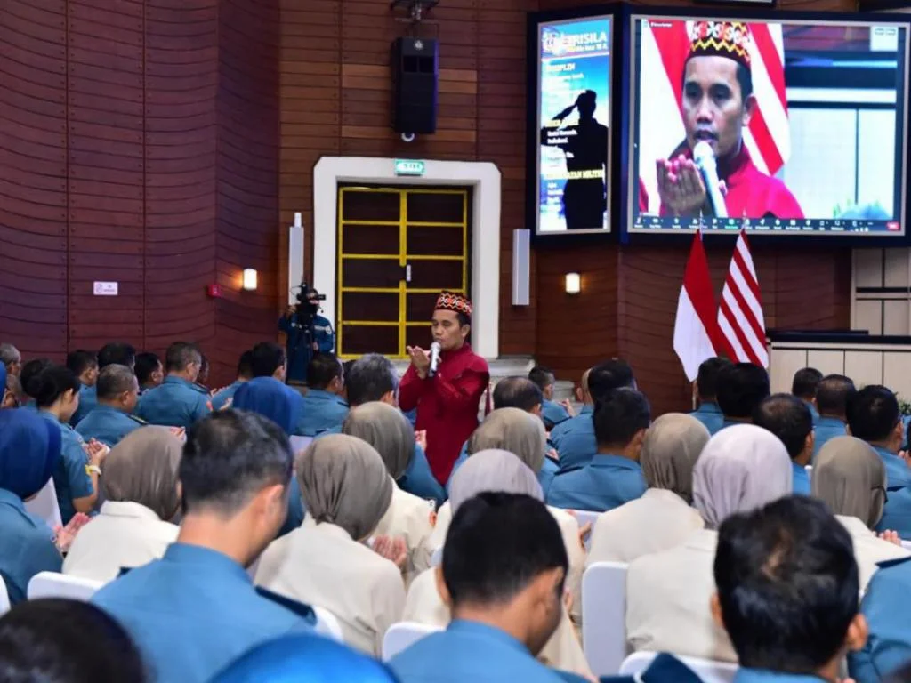 Tingkatkan Amalan Ibadah Bulan Ramadhan, TNI AL Gelar Peringatan Nuzulul Qur'an Tahun 1445 H