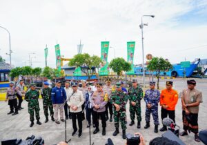 Kapolri Tegaskan TNI-Polri Komitmen Beri Rasa Aman ke Warga yang Mudik