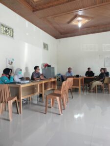 Sebelum Eksekusi Putusan, Panitera PN Pelalawan Laksanakan Orientasi Hukum Lapangan di KUD Rukun Makmur Langkan