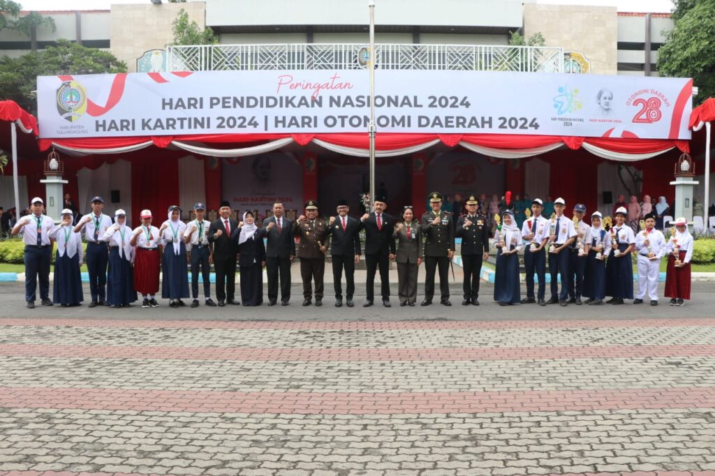 Perayaan Hardiknas 2024 Tulungagung: Penghargaan untuk Pelajar Berprestasi