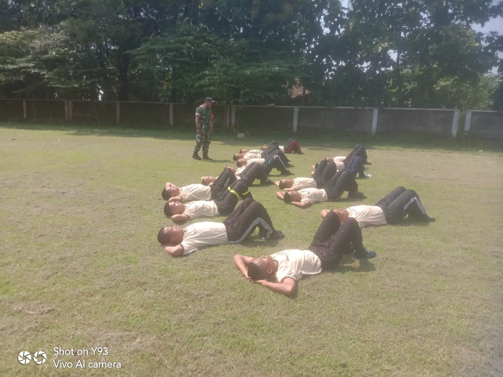 Tangkal Pengaruh Negatif Babinsa Berikan Wasbang