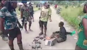 Intimidasi Warga Papua, OPM Kelompok Undius Kogoya Siksa Kepala Kampung Odiyai