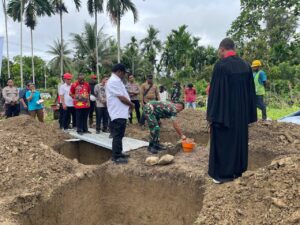 Dansatgas Yonif 122/TS Bersama Pemerintah Daerah Laksanakan Peletakan Batu Pertama Pembangunan Pendirian BTS 4G di 19 Titik Wilayah Perbatasan RI-PNG