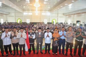 Pj. Gubernur Lepas Jamaah Calon Haji Sulawesi Tenggara