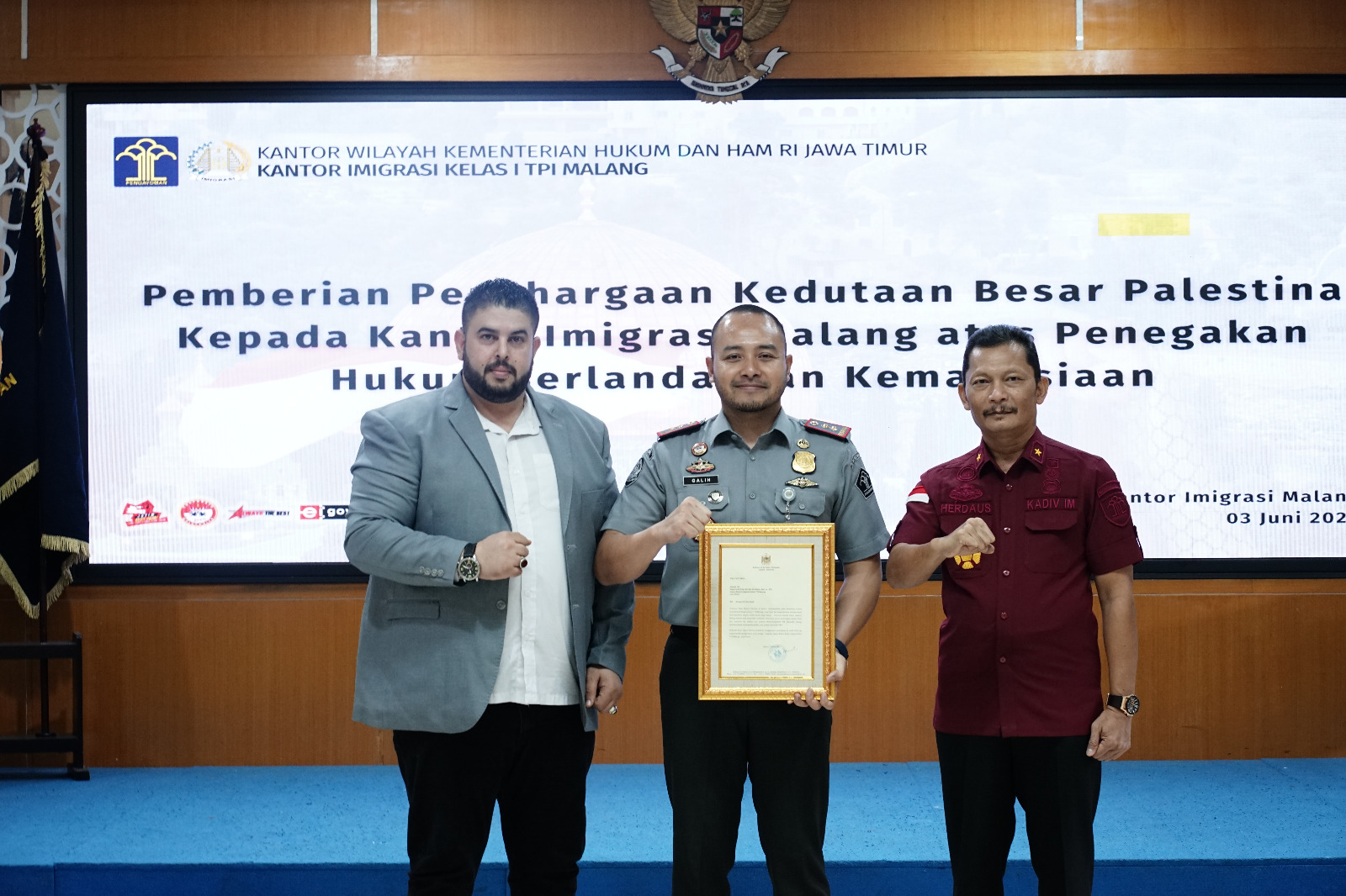 Kedutaan Besar Palestina Berikan Penghargaan kepada Kantor Imigrasi Malang atas Penegakan Hukum Berlandaskan Kemanusiaan