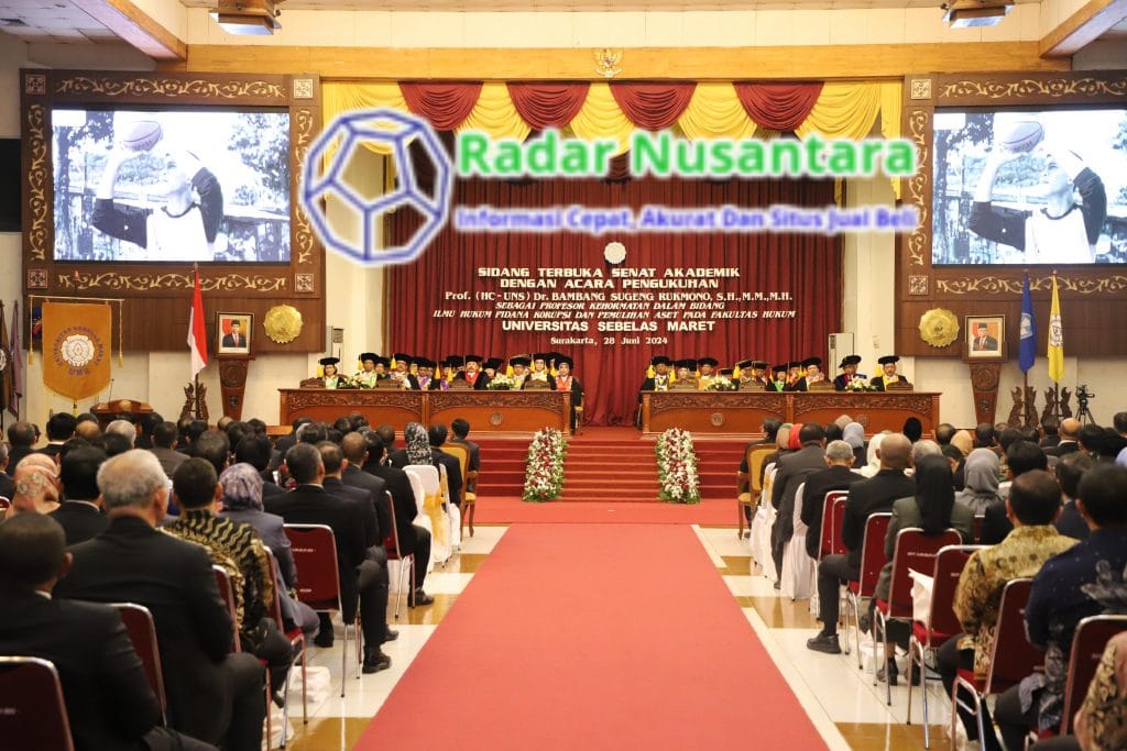 JAM-Pembinaan Bambang Sugeng Rukmono Dikukuhkan Menjadi Guru Besar Ilmu Hukum dan Pemulihan Aset pada Universitas Sebelas Maret