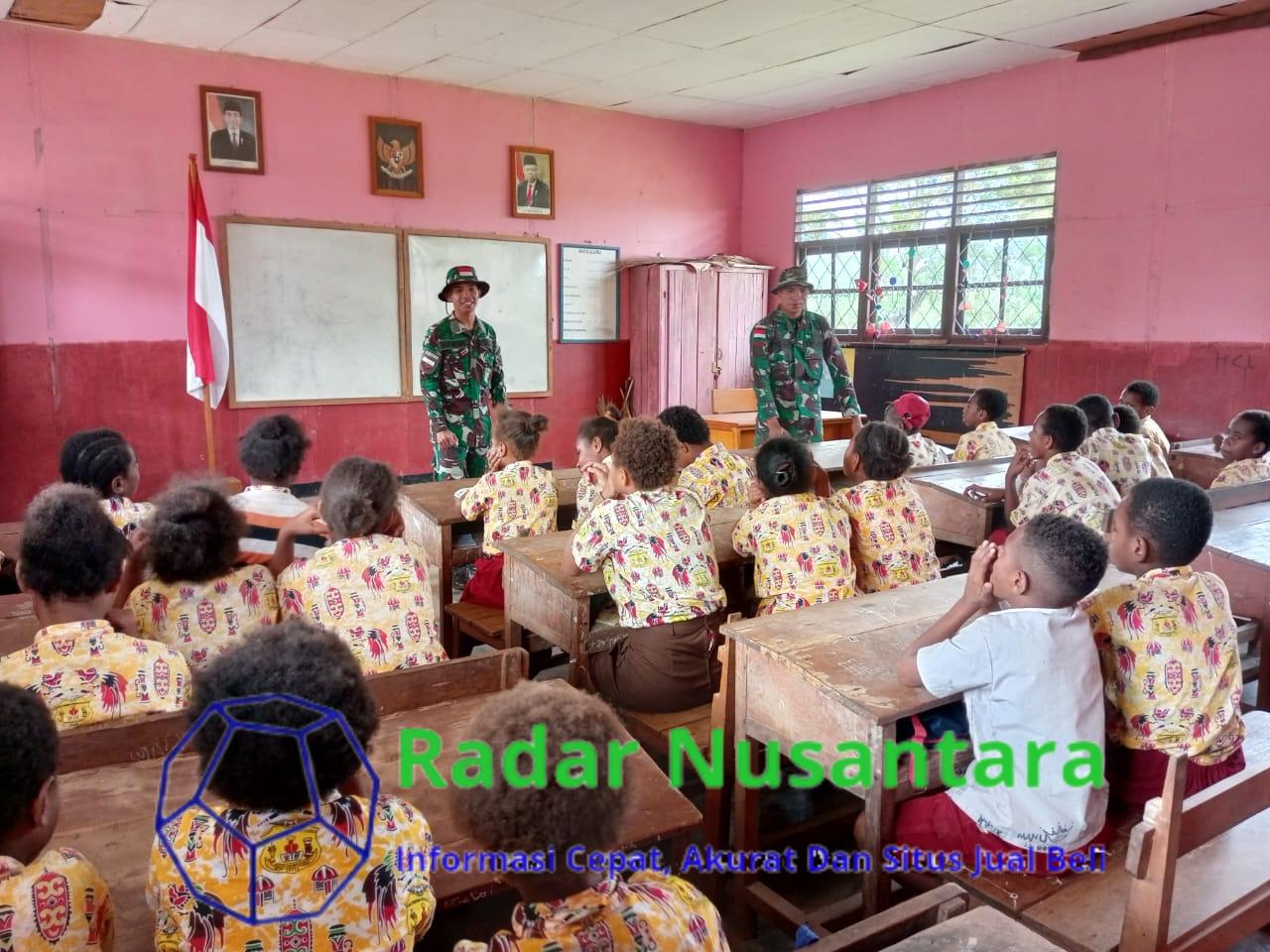 Anggota Satgas Yonif 125/SMB Berikan Wasbang Kepada Siswa SD YPPK Antonius Padua Bade