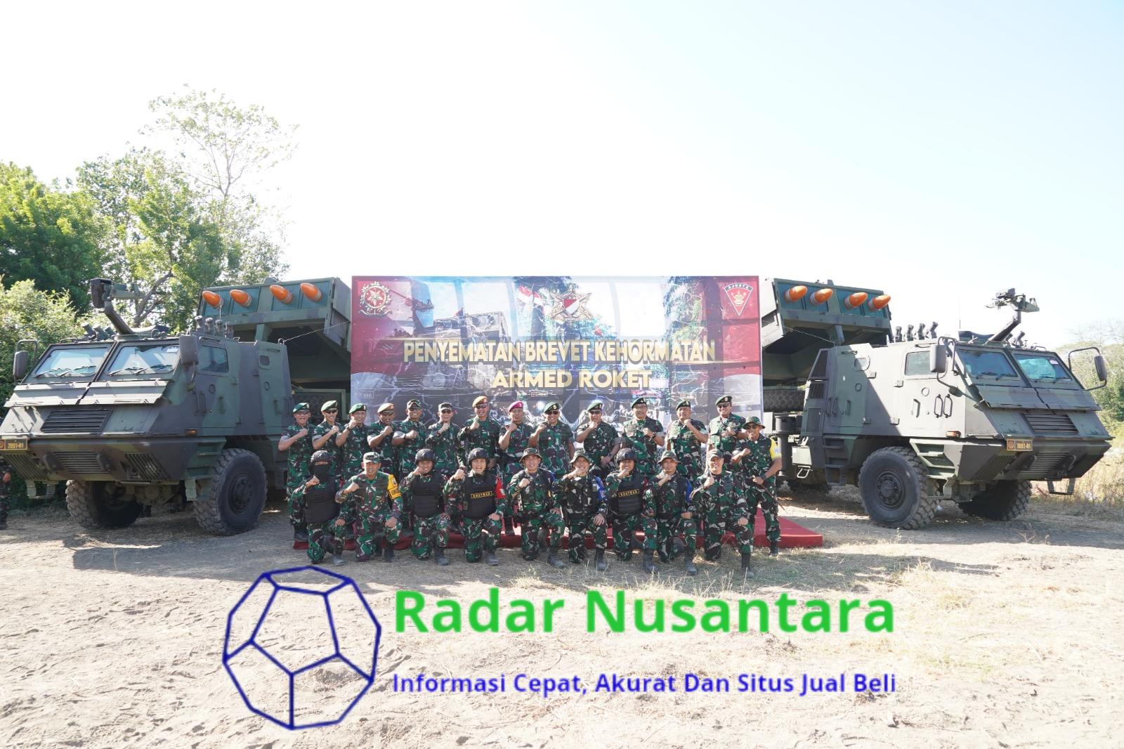 Pangkostrad dan Pangdivif 2 Kostrad Terima Brivet Kehormatan Astros Yonarmed 1/AY Kostrad