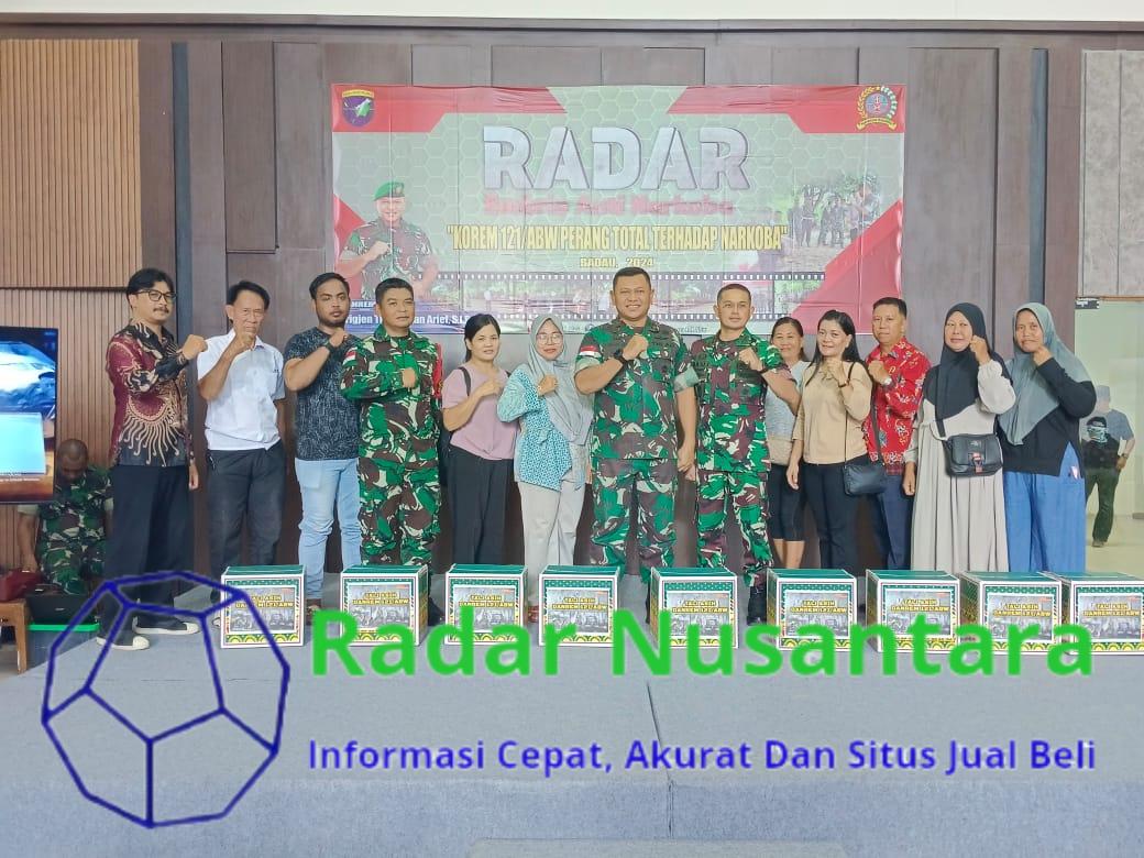 Dankolakopsrem 121/Abw Berikan Pengarahan Kepada Satgas Yonzipur 5/ABW Dan Resmikan RADAR Embrio Anti Narkoba di Perbatasan RI-Mly