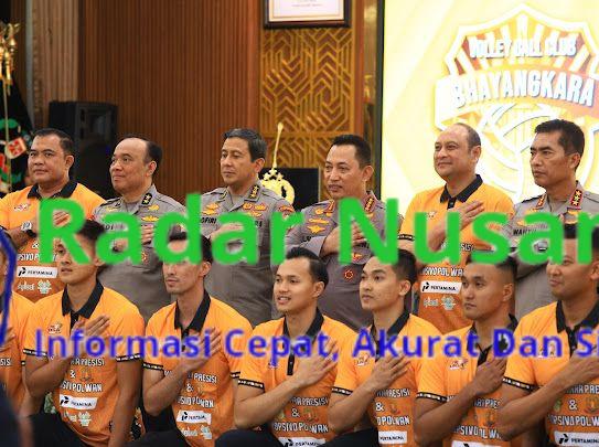 Penghargaan Kapolri untuk Jakarta Bhayangkara Presisi dan Popsivo Polwan atas prestasi di Proliga 2024