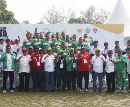 Tim Putra Putri Kriket Sumut Persembahkan Emas