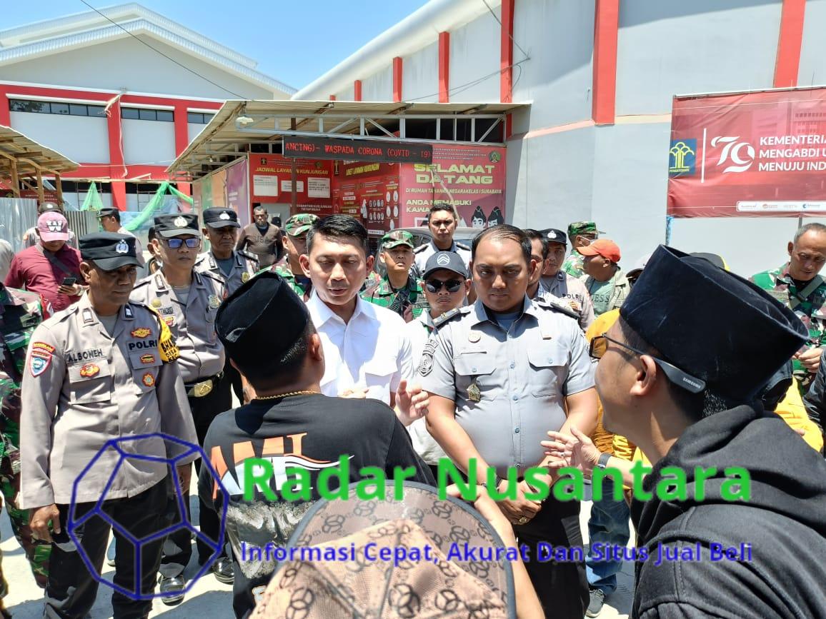 Tak Terbendung, Ratusan Massa AMI Merangsek Masuk ke Rutan Medaeng