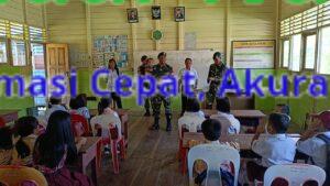 Satgas Yonarmed 11 Kostrad dan Puskesmas Binter Cegah Cacingan di SDN 06 Lumbis Hulu