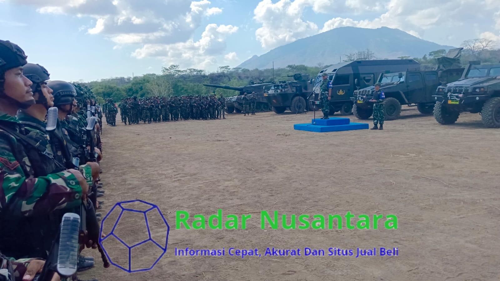 Yakinkan Profesionalisme, Pangdivif 2 Kostrad Tinjau UST Kompi Terintegrasi Di Situbondo
