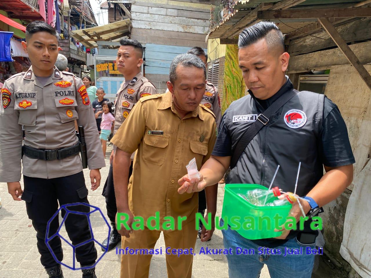 Satresnarkoba Polrestabes Medan Gerebek Sarang Narkoba di Kampung Badur 1 Pengedar dan 3 Pengguna Narkoba Diringkus