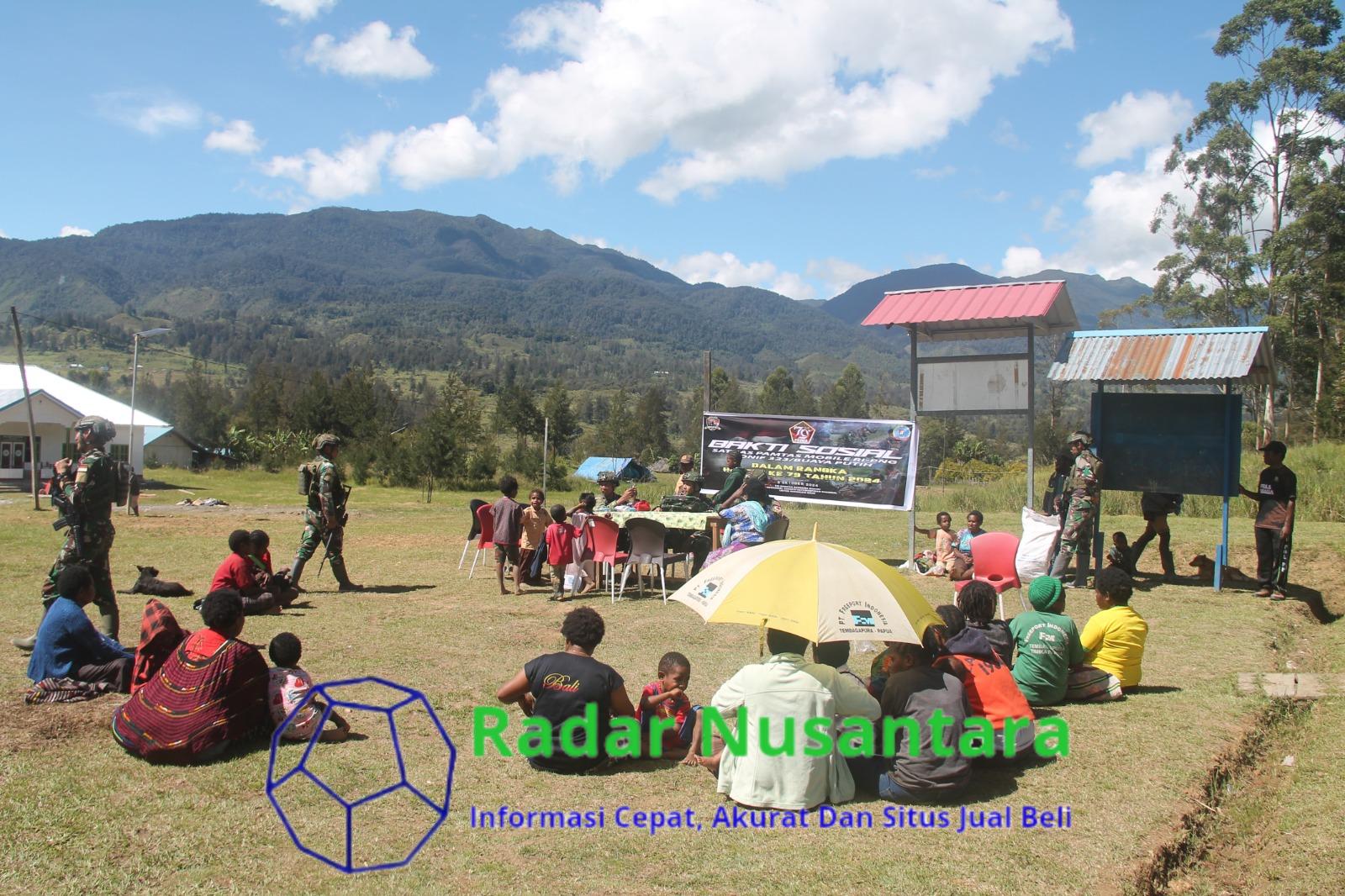 Dari Rakyat untuk Rakyat, Satgas Yonif 323 Bagikan Sembako dalam Rangka HUT TNI Ke-79