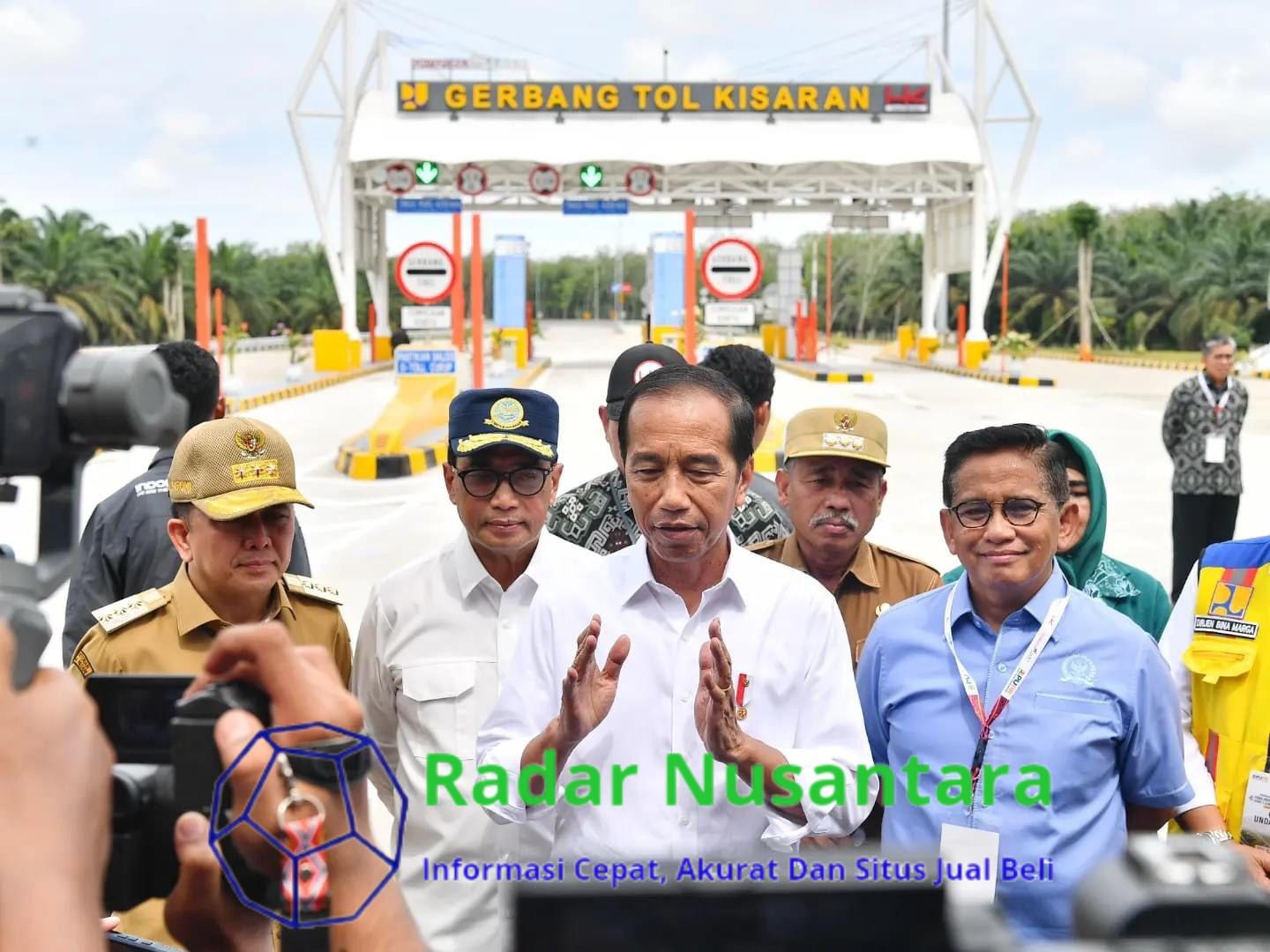 Presiden Joko Widodo Meresmikan Jalan Tol Indrapura-Kisaran