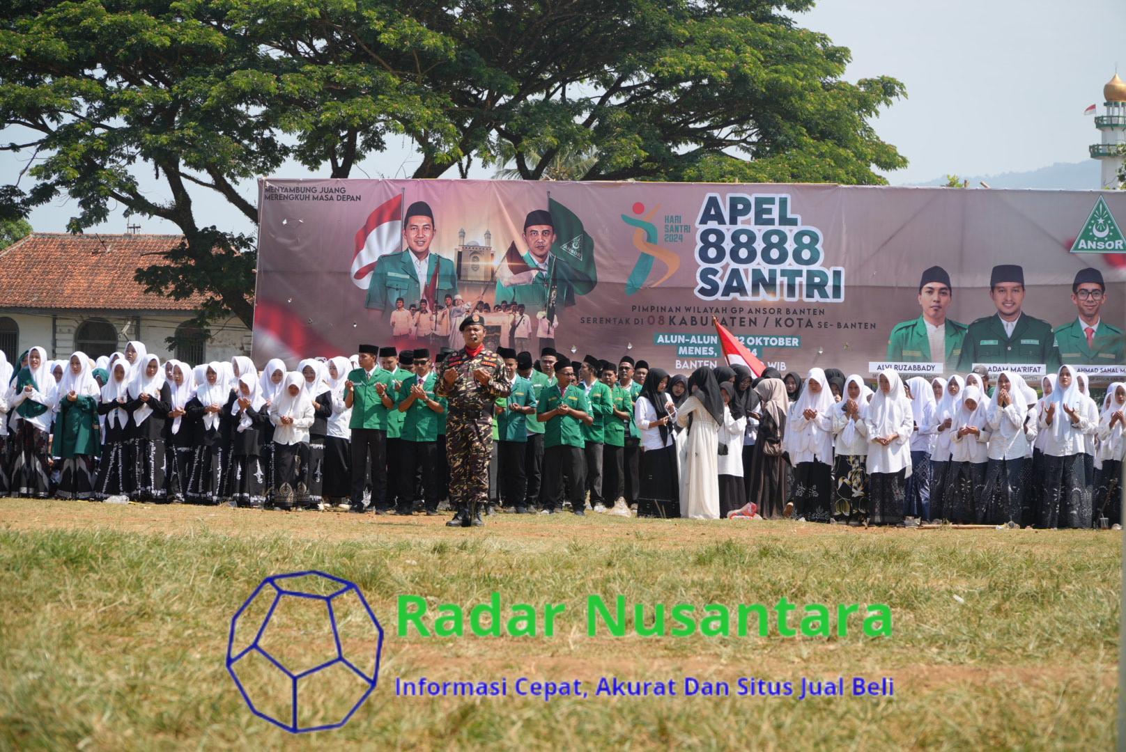 Ribuan Santri dan Lembaga Pendidikan Padati Alun-Alun Menes