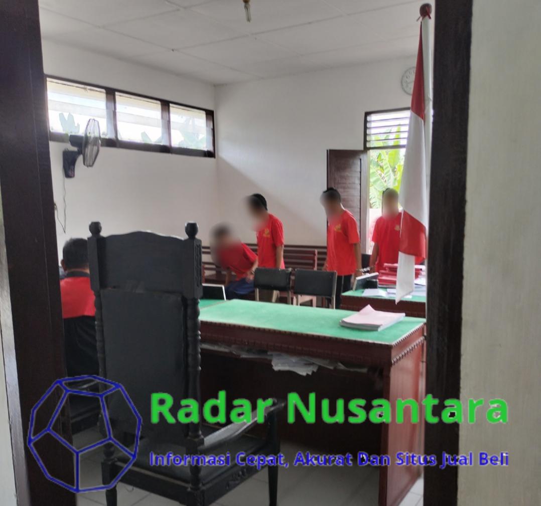 Aneh, Tiba Tiba Sidang Terdakwa Komplotan Pelemparan Bom Molotov Kerumah Wartawan di Pancur Batu Ditunda ?