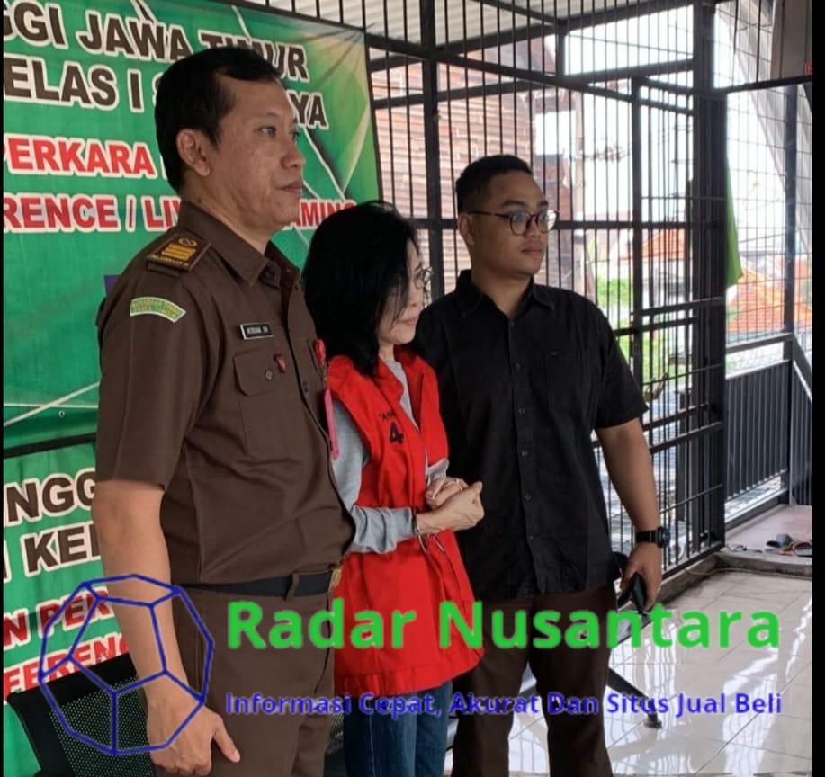 Kejati Jatim Pindahkan Tersangka Suap Meirizka Widjaja Ibunda dari Ronald Tannur ke Kejagung
