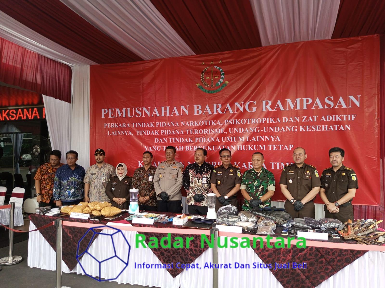 Kejaksaan Negeri Jakarta Timur Musnahkan Barang Bukti Tindak Pidana Umum