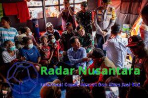 Panglima TNI Dampingi Wapres RI Tinjau Posko Pengungsian Korban Erupsi Gunung Lewotobi Laki-Laki di NTT