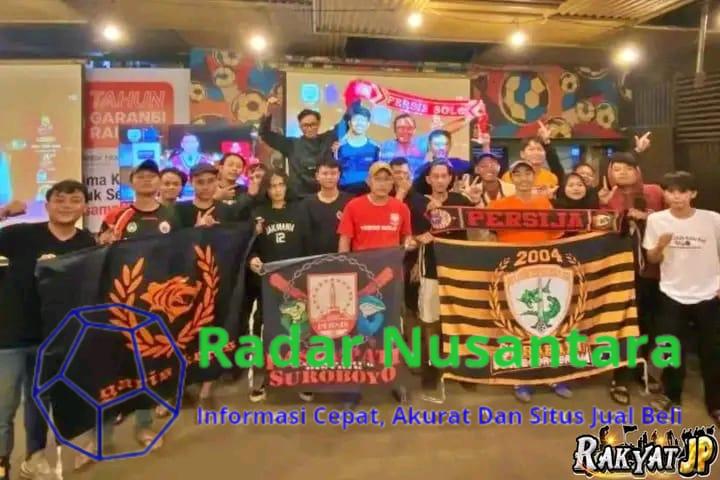 Kloter Pertama The Jak Tiba di Surabaya, Bonek Sambut Hangat Jelang Laga Persebaya vs Persija: Seduluran Sampai Mati