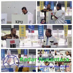 Diguyur Hujan, Ilyas Sitorus Tetap Antusias Gunakan Hak Pilih di TPS 3 Komplek Inalum Tg Gading