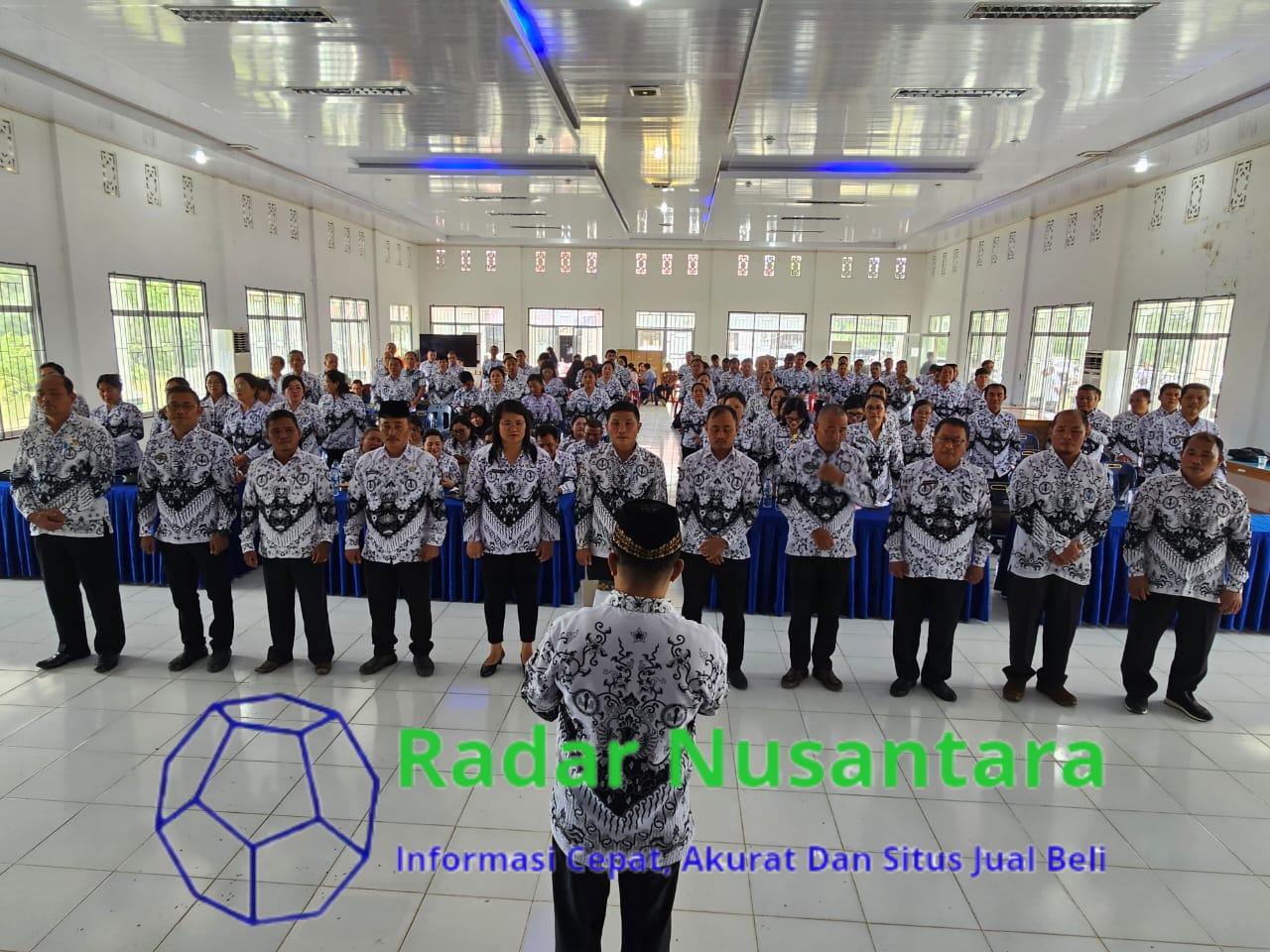 Lantik Pengurus PGRI Nias Utara, Ilyas Sitorus Minta Jaga Kekompakan Dan Kebersamaan Dan Terusla Jadi Pembelajar