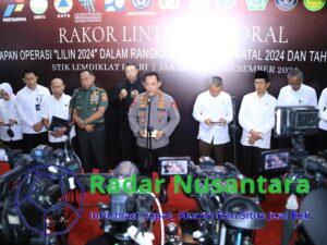Kapolri: Personel Gabungan Polri-TNI Amankan 61 Ribu Lokasi Ibadah dan Rekreasi Saat Natal-Tahun Baru