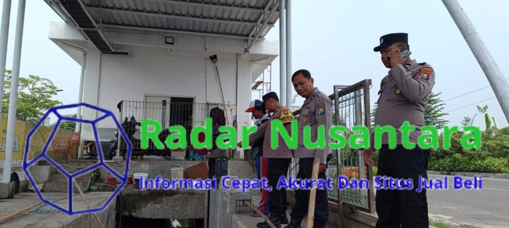 Antisipasi Bencana Hidrometeorologi, Polsek Gunung Anyar melaksanakan pengecekan rumah pompa Jl Raya MERR Gunung Anyar