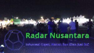 Pengunjung – Peserta Umkm dan Warga Masyarakat Kemayoran Telah Dihibur Dengan Dangdut Di Lapangan Parkir Wisma Atlet Kemayoran, Jakarta Pusat