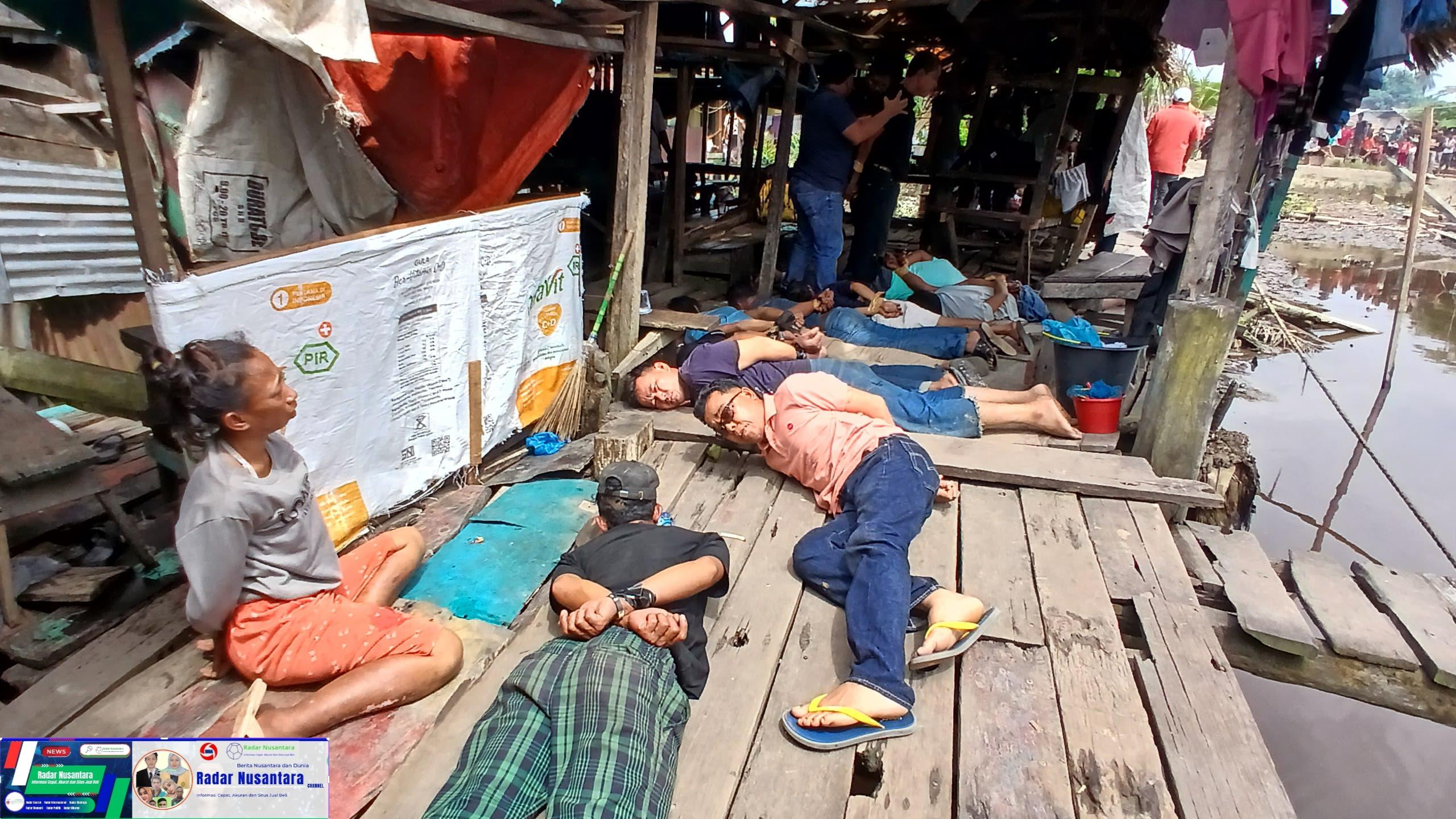 Unit Intel Kodim 0208/Asahan Gerebek Barak Narkoba di Desa Sijawi-Jawi, 19 Orang Diamankan